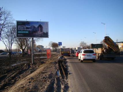 Billboard A in Kyiv, 6х3  Kil'ceva doroga (STO, Avtorinok Avtocentr Zulani, AZS Shell, ATB-market, ZK "Zulani", TC Araks, TRC RESPUBLIKA), na rozpodiluvaci, 150 m do Zulans'kij mist Photo 1