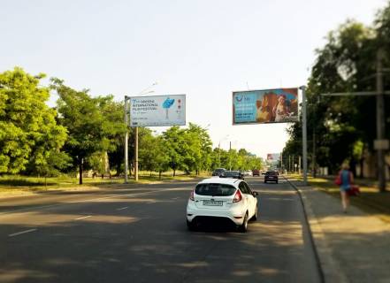 Billboard B in Odessa, 6x3  Lustdorfs'ka doroga  / Artilerijs'kij park / Memorial Photo 1
