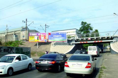 Billboard B in Odessa, 6x3  Cervonoslobids'kij uzviz No1 Photo 1
