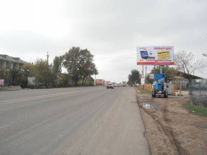 Billboard A in Krizhanivka Staromikolaivs'ka (Pivdenna) doroga - ZK Zolota Era v misto Photo 1