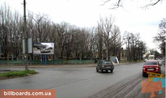 Billboard B in Melitopol Peretin st. Dzerdzins'kogo / st.Vorosilova (naproti pivovarenogo zavodu) Photo 1