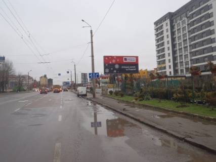 Billboard A in Ivano-Frankivsk, 3х6  Ivasuka-Vovcinec'ka perehresta        TC Veles, METRO Photo 1