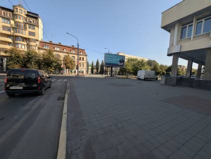 Prismatron, Prism A in Ivano-Frankivsk, 3х6  Banderi-Nezaleznosti                                                           - 180122 Photo 2