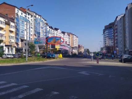 Billboard B in Ivano-Frankivsk, 3х6  Pd.Bul'var - V.Velikogo perehresta pravij      centr          Photo 1