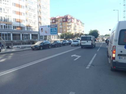 Billboard B in Ivano-Frankivsk, 3х6  Pd.Bul'var - Bel'veders'ka Photo 1