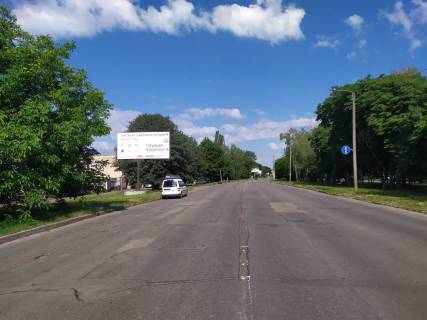 Billboard B in Lubny, 3х6  prospekt Volodimirs'kij, 167 bila avtovokzalu konstrukcia No2 Photo 1