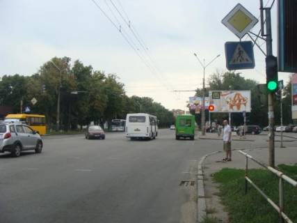Prismatron, Prism A in Poltava st.O.Visni - st.Frunze - 122747 Photo 1