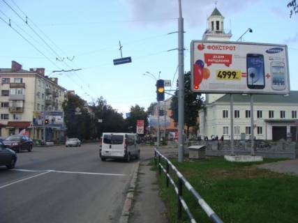 Prismatron, Prism A in Poltava st.Frunze - st.Sevcenko - 122767 Photo 1