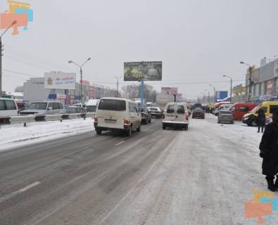 Billboard A in Chernivtsi, 3х6  st. Kalinivs'kij rinok (rozdilova smuga) Photo 1