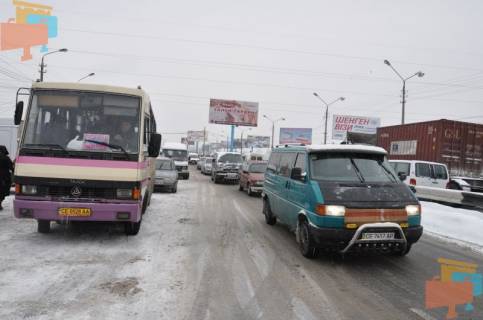 Billboard B in Chernivtsi, 3х6  st. Kalinivs'kij rinok (rozdilova smuga) Photo 1