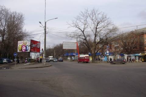 Billboard A in Mykolaiv, 3x6  av. Bogoavlens'kij rig st. Kosmonavtiv Photo 1