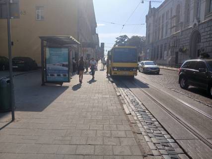 Citylight B in Lviv, 1,2х1,8  st.Gorodoc'ka Cerkva svatoi Anni (zupinka gr.transportu) Photo 1