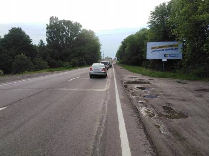 Billboard A in Sokilniki, 3х6  Zahidnij obhid m. L'vova, km 10+350 livoruc. Got. GALICIA Photo 1