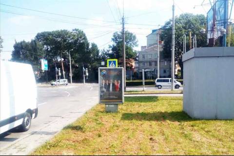 Citylight A in Ternopil Brodivs'ka Photo 1
