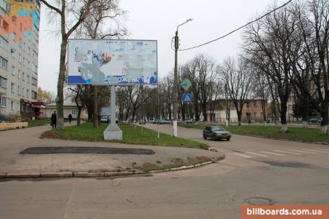 Billboard B in Pryluky, 6x3  Priluki, st. Vokzal'naa 17 (ugol st. Nikolaevskaa) Photo 1
