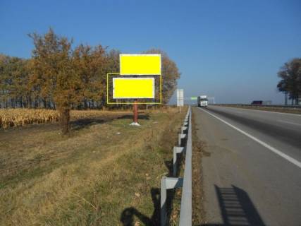 Billboard B in Uman Odesskaa trassa, 202+000 pravo, vyezd iz g. Uman' po napravleniu Kiev (Zaskov) Photo 1