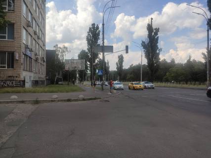 Billboard B in Kyiv, 6х3  av.Vizvoliteliv 1 Photo 1