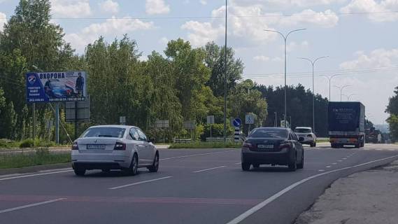 Billboard B in Vishgorod, 3х6  g.Vysgorod,na rasstoanii 200 m, ot R-02,v napravlenii st.Bogatyrskoj (B) Photo 1