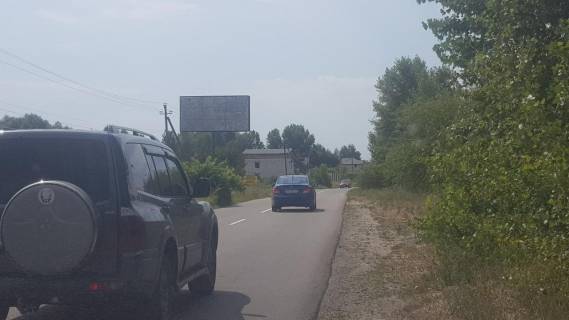 Billboard B in Kyiv, 3х6  Kiev -Osokorki -Zoloce, 2km . 200 m. do Zoloce (B) Photo 1