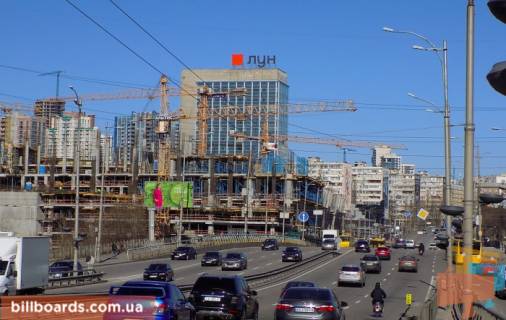 Non-Standard A in Kyiv Antonovica (Gor'kogo) st. 180 (vid na Demeevskuu pl.) Photo 1