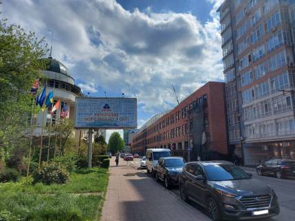Prismatron, Prism B in Ivano-Frankivsk,, 3х6  Мельника - 577850 Photo 1