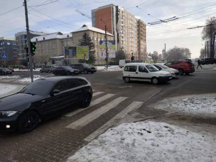 Prismatron, Prism A in Ivano-Frankivsk,, 3х6  Коновальця, Бандери, Ребета, Європейська площа - 577532 Photo 1