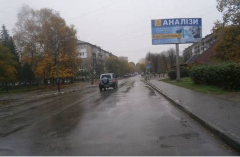 Non-Standard A in Ivano-Frankivsk, 3х6  Grusevs'kogo Photo 1