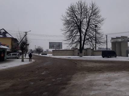 Billboard A in Brody, 3x6  st. Veliki Fil'varki Photo 1