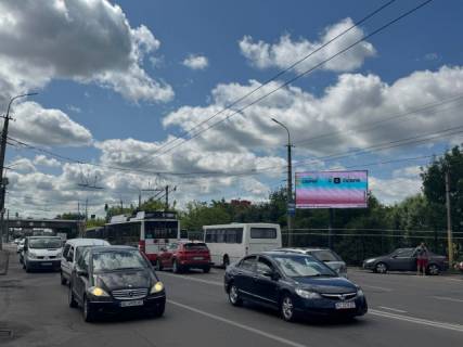 Video Billboard A in Lutsk, 3х6  Перехрестя Карпенка-Карого - Соборності, ТРЦ "ЮВАНТ" - 588745 Photo 1