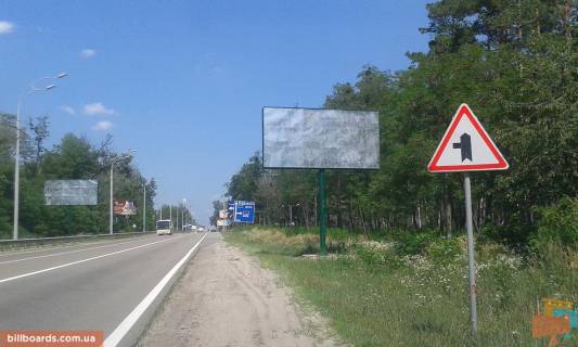 Billboard A in Vishgorod, 6x3  avtomobil'na doroga R-02 "Kiiv-Ivankiv-Ovruc",1000 m. do povorotu do m. Visgoroda z m. Kieva (pl. Sevcenka), pravoruc Photo 1