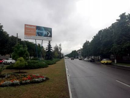 Billboard A in Kremenchuk, 3х6  perehresta av. Svobodi ta prov. Kvitki Cisik z centru Photo 1