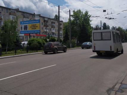 Billboard A in Kremenchuk, 3х6  av. Svobodi, memorial "Vicno Zivim", v centr Photo 1