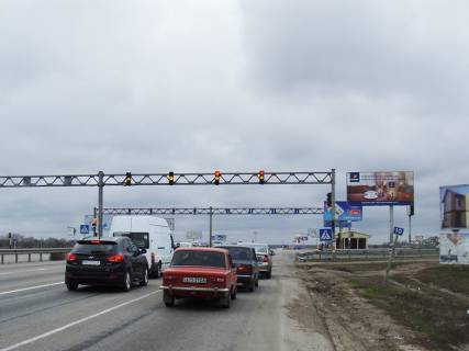 Billboard B in Odessa, 3х6  Promrinok "7 km" (svitlofor) Photo 1