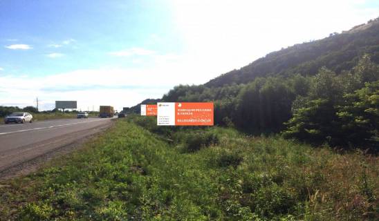 Billboard B in Mukachevo, 3x6  trasa Kiiv-Cop (Epicentr) Photo 1