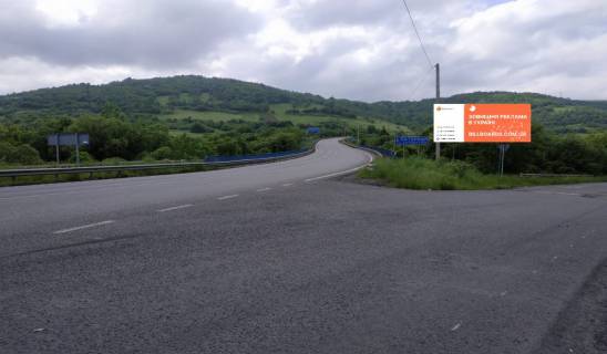 Billboard A in Nizhni Vorota, 3x6  trasa Kiiv-Cop v storonu Mukaceva Photo 1