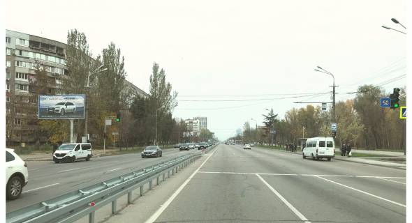 Billboard B in Dnipro (Dnipropetrovsk), 3,2х6,2  Nabereznaa Pobedy st., 100 - Pobedy pl., v centr Photo 1