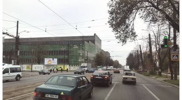 Billboard A in Dnipro (Dnipropetrovsk), 3х6  Bogdana Hmel'nickogo av. - Gal'cenko av., iz centra Photo 1