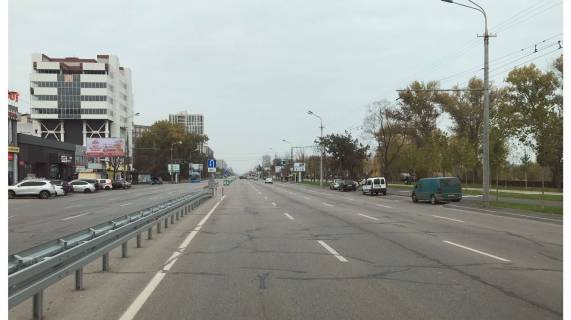 Billboard B in Dnipro (Dnipropetrovsk), 3,2х6,2  Nabereznaa Pobedy st., 86, v centr Photo 1