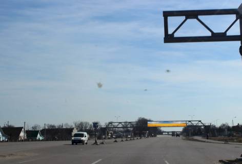 Non-Standard A in Kiev roads, 2х16  M-05 Odes'ka tr. 67+950 km vid KPP. Cotirnadcatij vid Kieva - s. Grebinki, zupinka, Got.- rest. kompleks Grebinki, Agrofirma Konkord, AZS Shell, z Kieva Photo 1