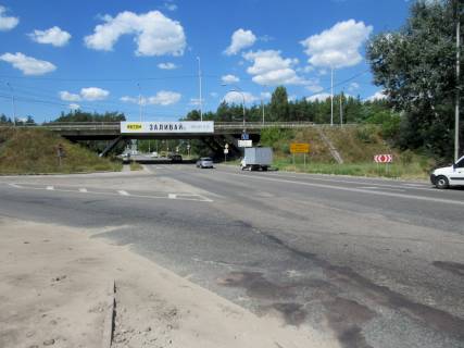 Non-Standard A in Kyiv, 2х16  R 69 Trasa Visgorod - Kiiv - st. Dniprovs'ka, velika transportna rozvazka v napramku Mins'kogo av., napramok  v Kiiv Photo 1