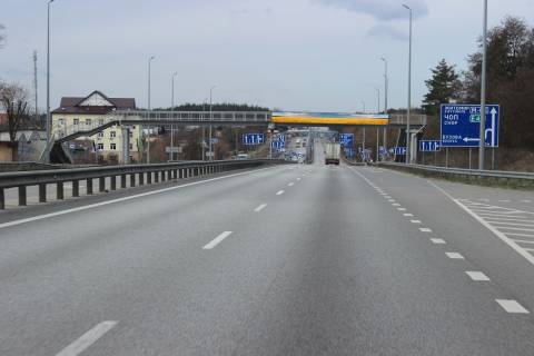 Non-Standard A in Kyiv M-06 Zitomirs'ka trasa 35+050 km vid KPP. Dvanadcatij vid Kieva, s. Buzova, zupinka, napramok - z Kieva Photo 1