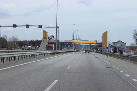 Non-Standard A in Gurivshchyna, 2х16  M-06 Zitomirs'ka trasa 31+695 km vid KPP. Devatij vid Kieva, s. Gurivsina, zupinka, povorot do MiniBUDmarket, Avtomag. Katran, napramok - v Kiiv Photo 1