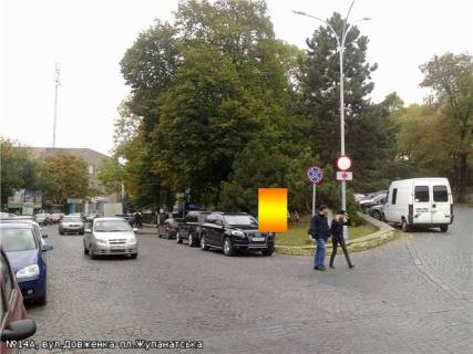 Citylight A in Uzhgorod st.Dovzenka-pl.Zupanats'ka (navproti torg.kompleksu), naav.-pl.Postova Photo 1