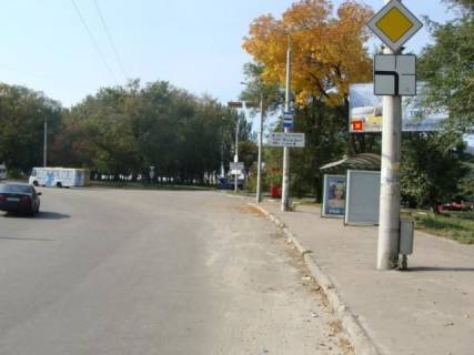 Billboard A in Zaporizhzhya Portovaa st.  Photo