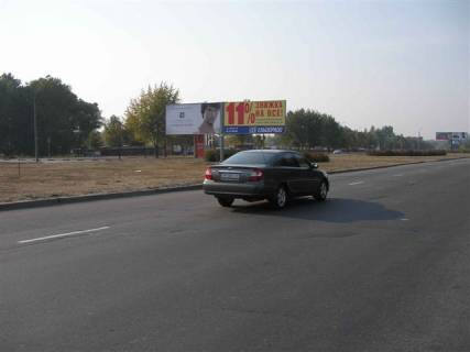 Billboard A in Zaporizhzhya Naberezna magistral' - st.Ukrains'ka, ruh do portu, liva plosina Photo 1