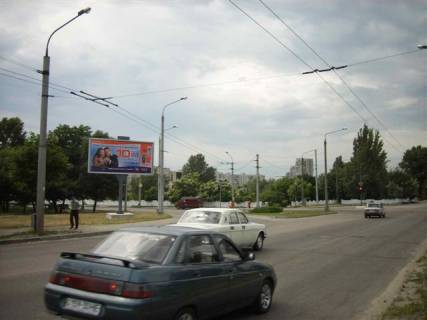 Prismatron, Prism B in Zaporizhzhya st.Privokzal'na - vizd na Pivdennij mkrn., st.B (prizmatron) - 251858 Photo 1