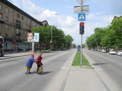 Backlight B in Zaporizhzhya, 4x3  av. Sobornyj - st. Lermontova Photo 1