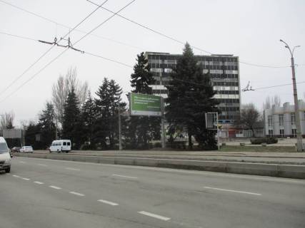 Billboard A in Zaporizhzhya av.Sobornij 111/2 - damba, ZAGS , st.A (prizmatron) Photo 1