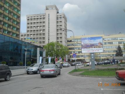 Backlight A in Zaporizhzhya, 4x3  av. Sobornyj - naprotiv vhoda v gost. <<Inturist>>, dvizenie k prospektu Photo 1