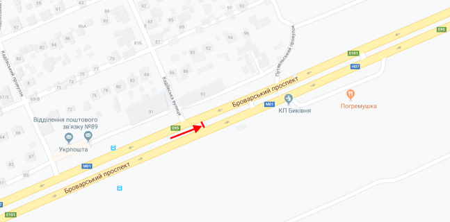 Non-Standard A in Kyiv Brovars'kij av., 93 na rozpodil'cij smuzi u napramku m. Brovari scheme